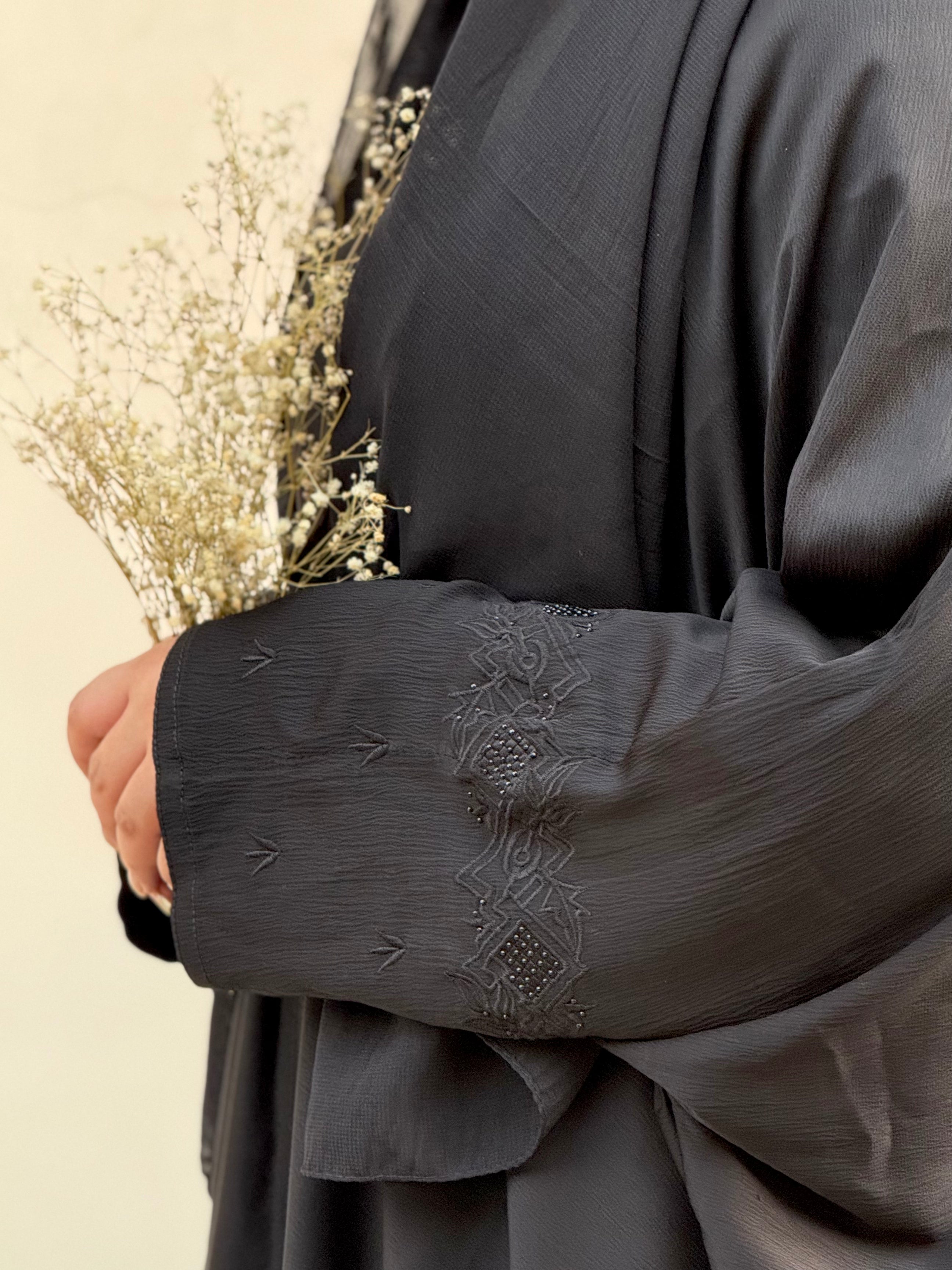 Black Embroidery Baggy Abaya