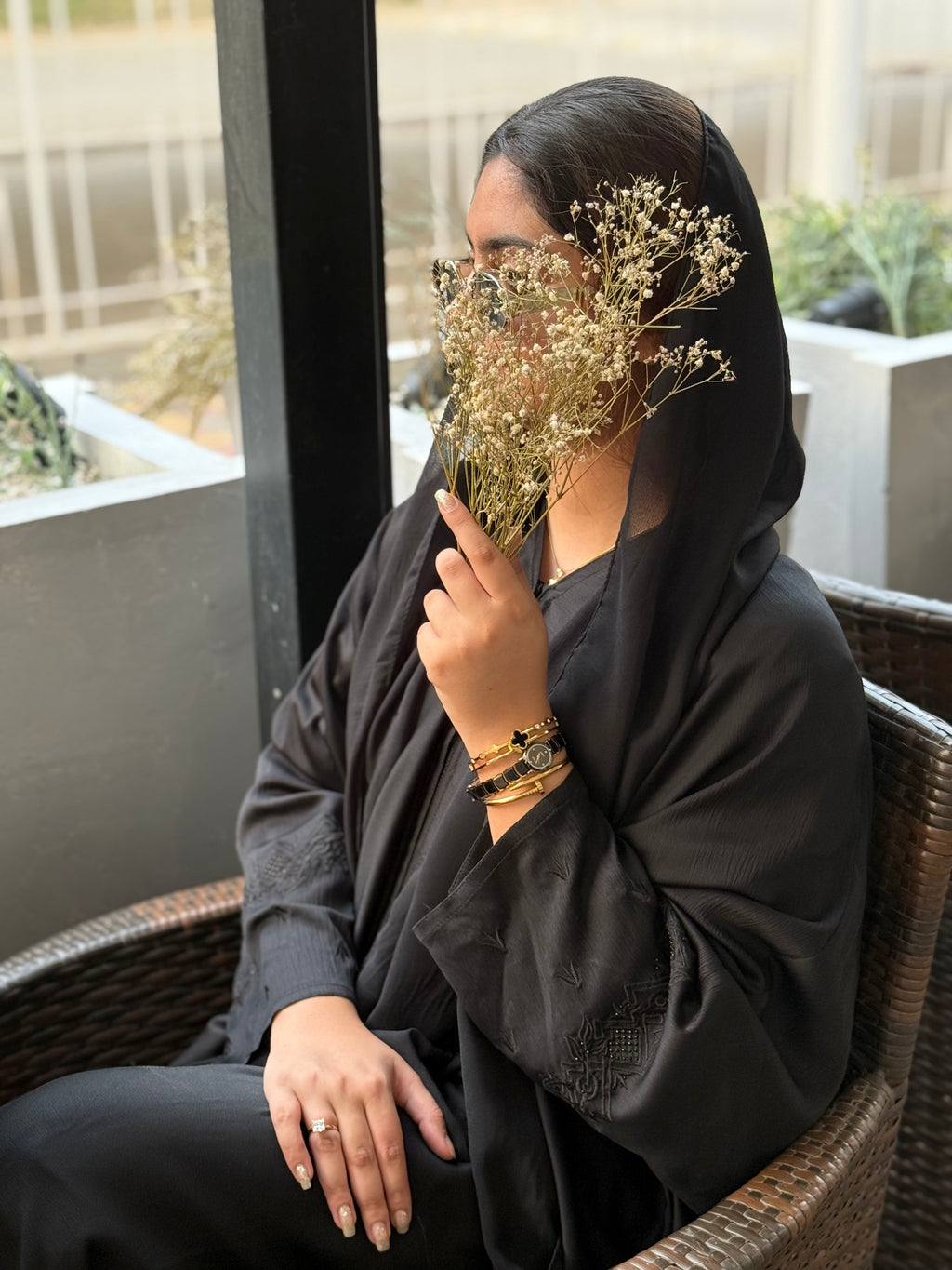 Black Embroidery Baggy Abaya