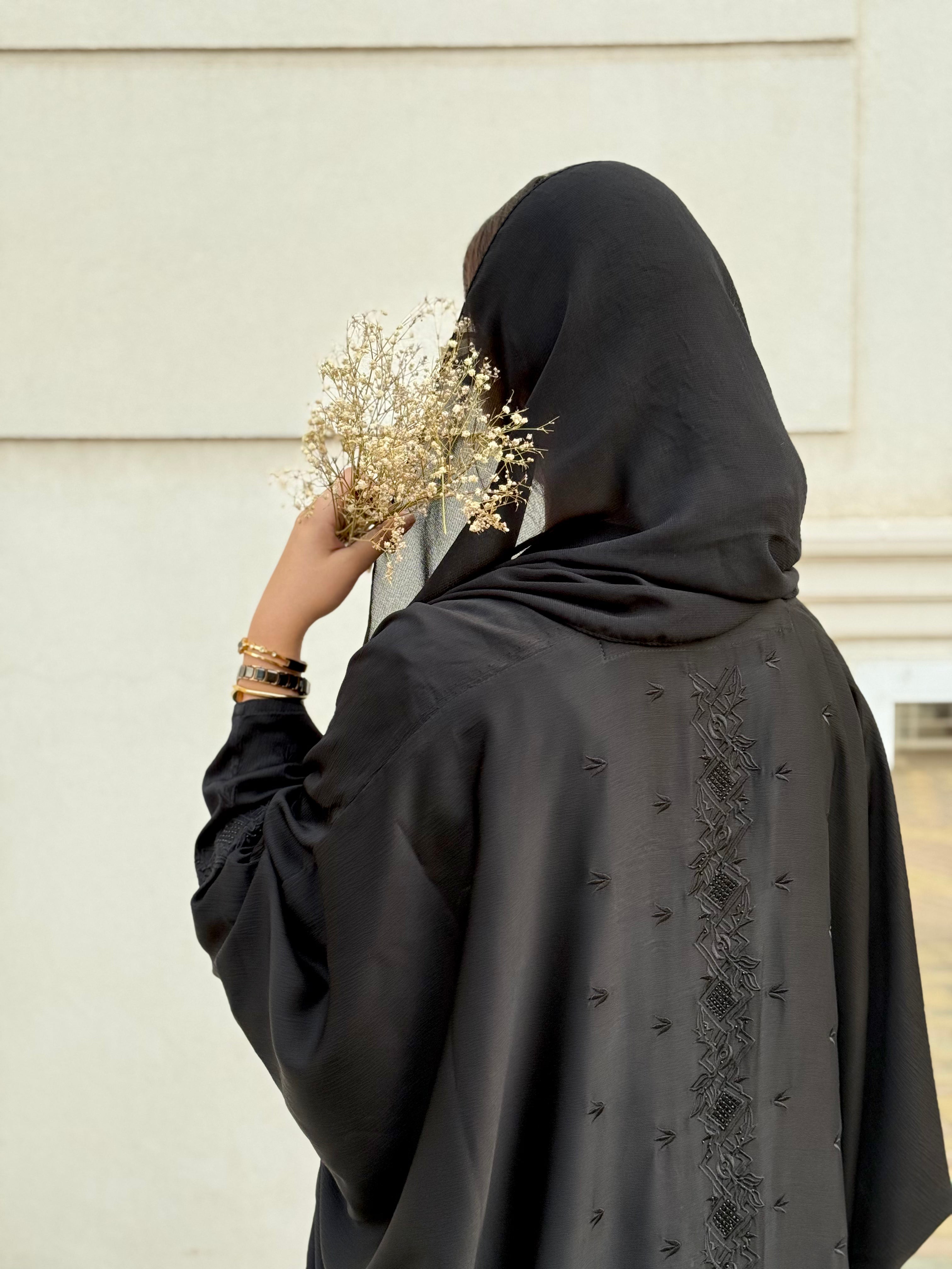 Black Embroidery Baggy Abaya