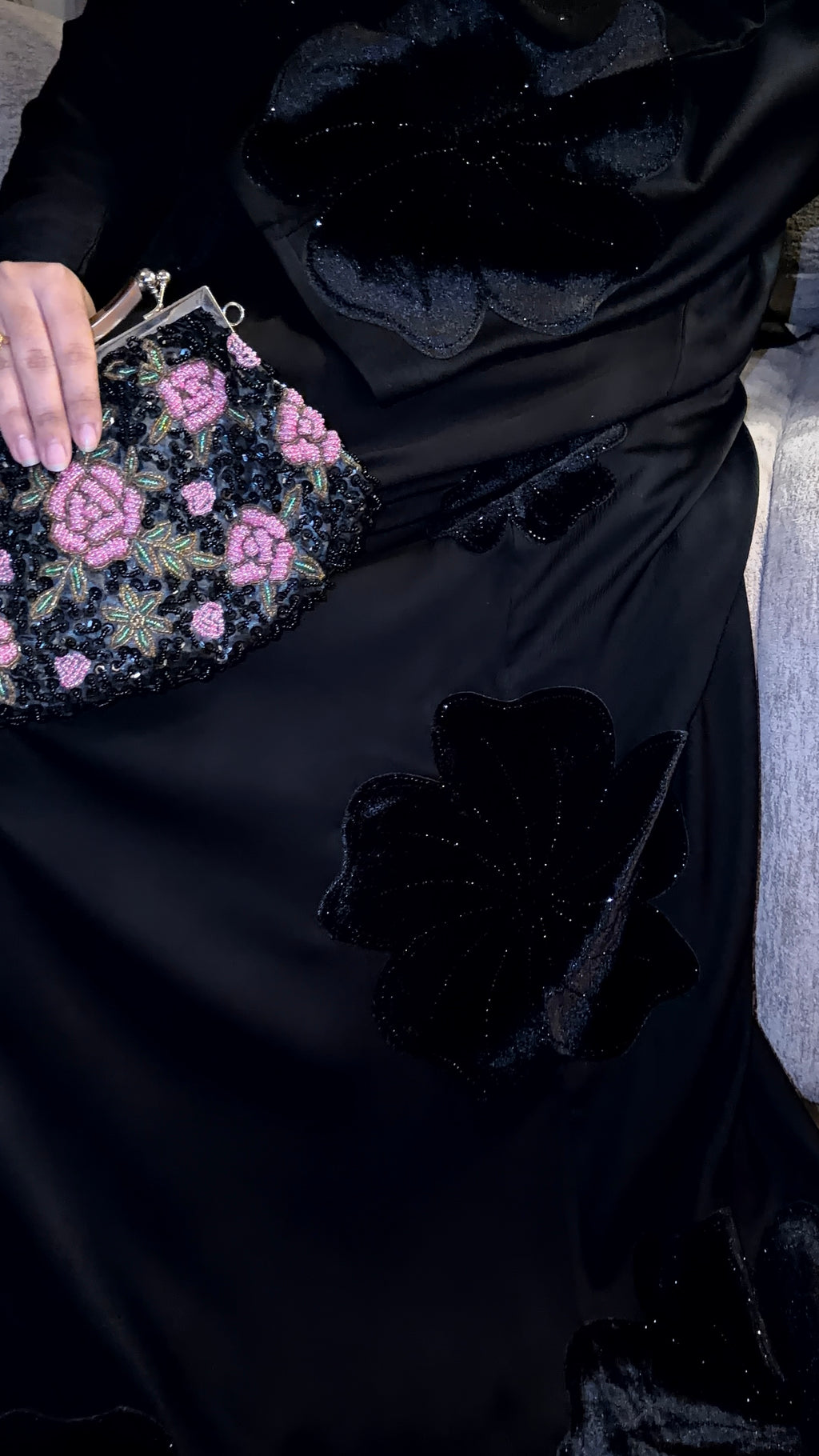 Black velvet flower Abaya