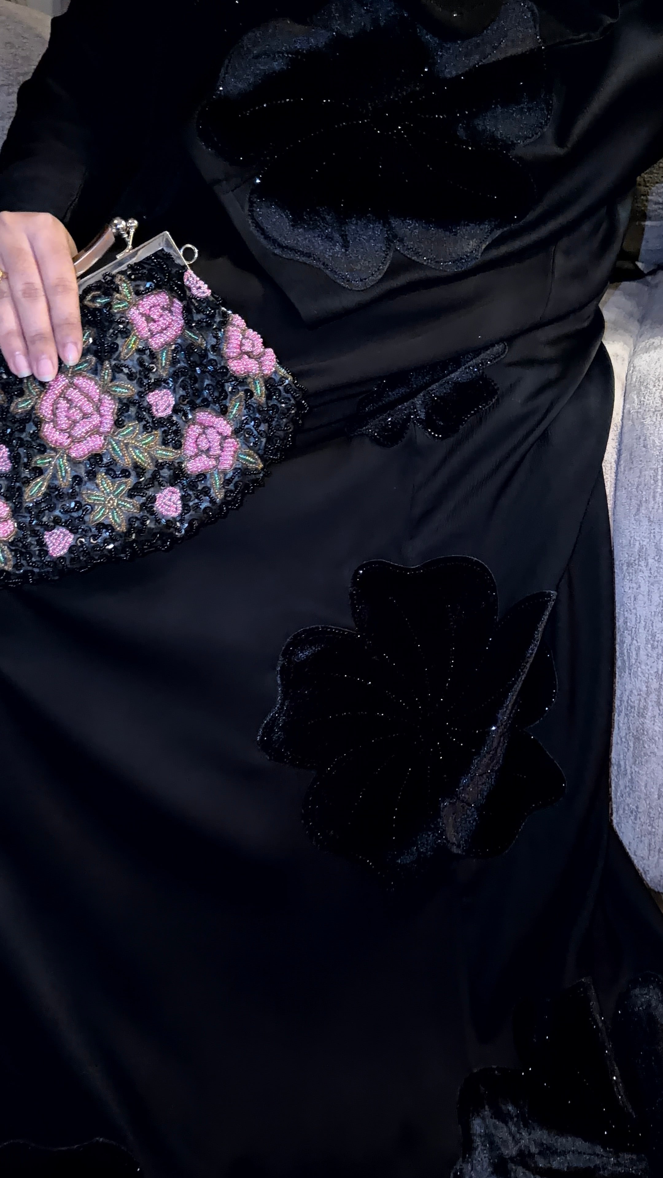 Black velvet flower Abaya