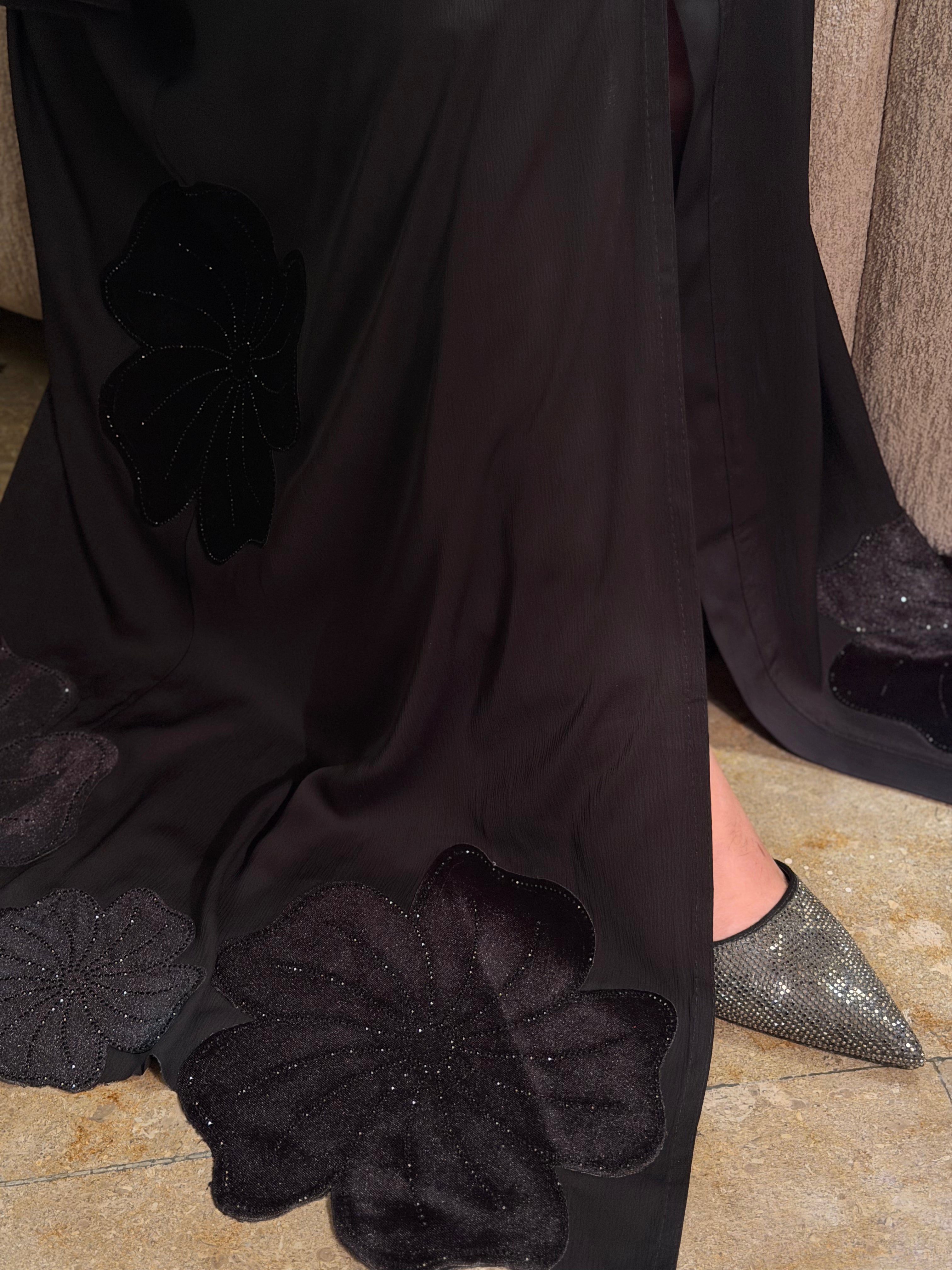 Black velvet flower Abaya