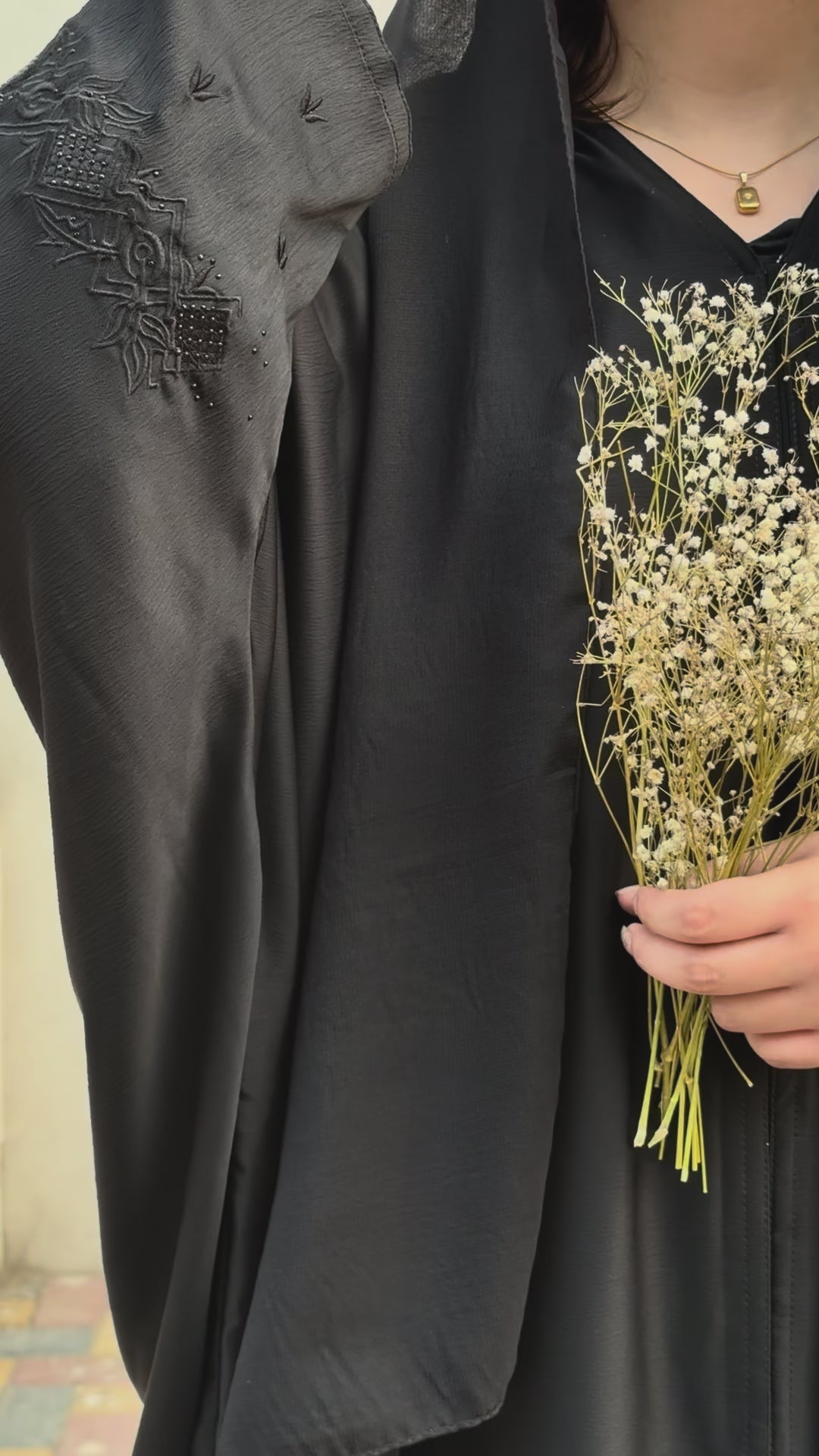 Black Embroidery Baggy Abaya